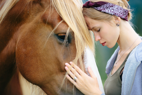 images/horse%20and%20woman.jpg#joomlaImage://local-images/horse and woman.jpg?width=500&height=334